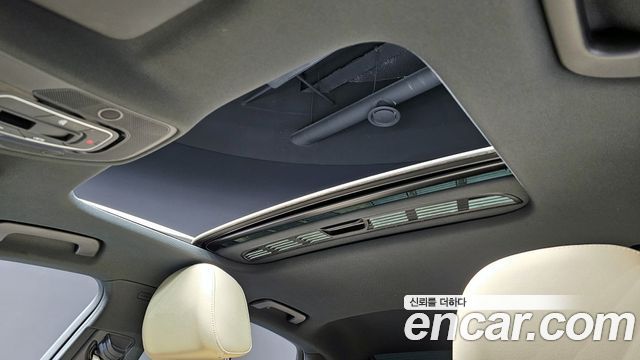 Audi A4 2021 — photo 24