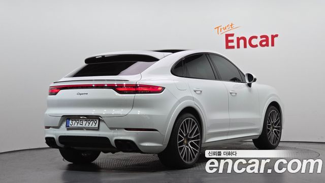 Porsche Cayenne 2020 — photo 2