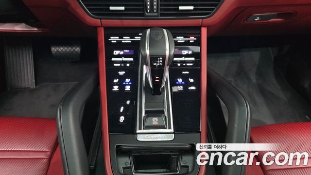 Porsche Cayenne 2020 — photo 9