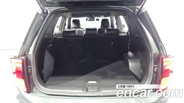KG Mobility Torres 2023 — photo 26