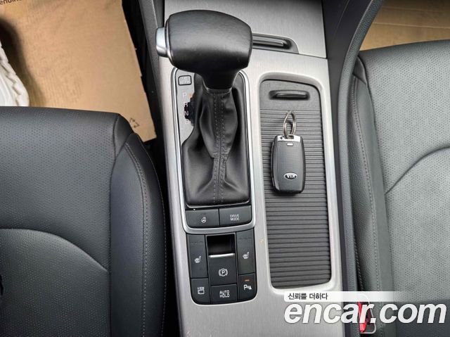 Kia K5 2020 — photo 11