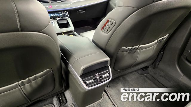Hyundai Grandeur 2022 — photo 32