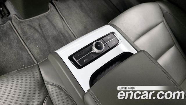 Hyundai Grandeur 2022 — photo 35