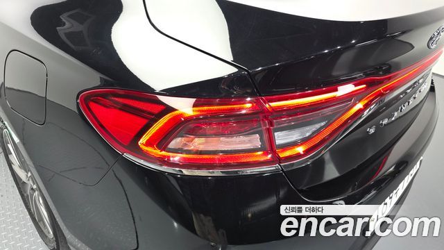 Hyundai Grandeur 2018 — photo 9