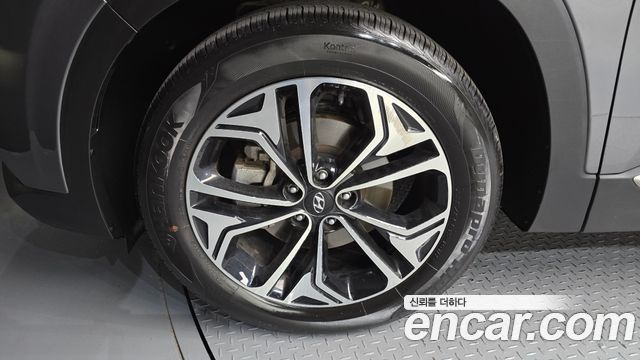 Hyundai Santafe 2019 — photo 5