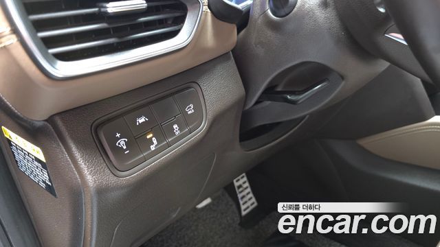 Hyundai Santafe 2019 — photo 21