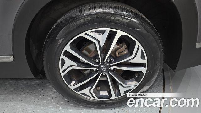 Hyundai Santafe 2019 — photo 7
