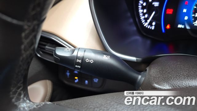 Hyundai Santafe 2019 — photo 29