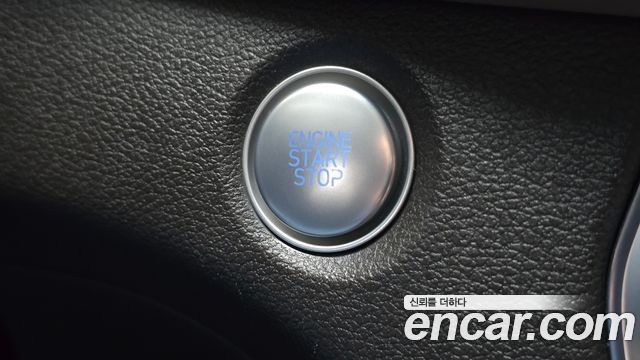 Hyundai Santafe 2019 — photo 31