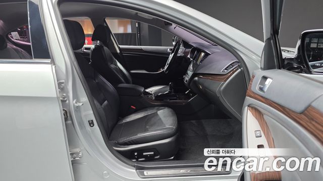 Kia K7 2015 — photo 17