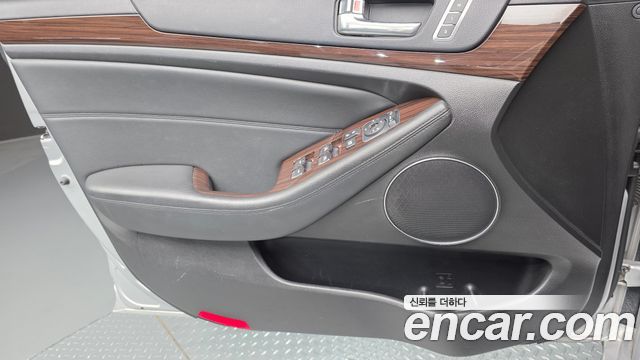 Kia K7 2015 — photo 14