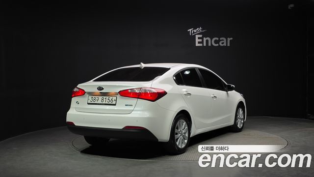 Kia K3 2015 — photo 2