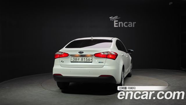 Kia K3 2015 — photo 4