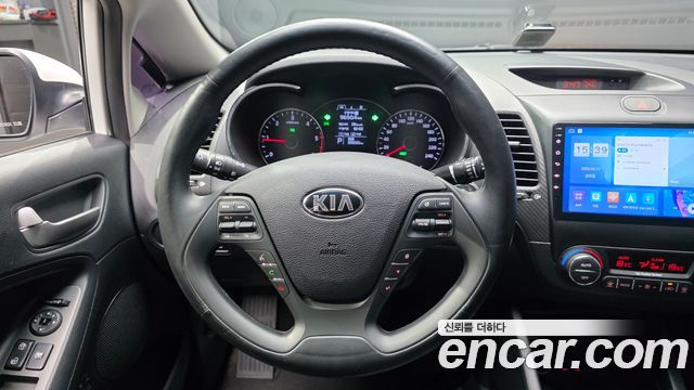 Kia K3 2015 — photo 19