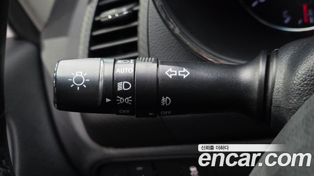 Kia K3 2015 — photo 29
