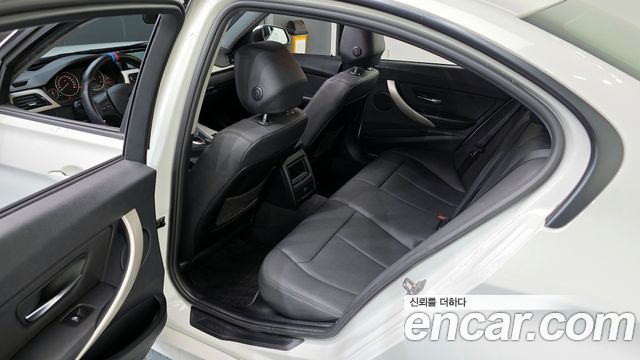 BMW 3-Series 2015 — photo 11