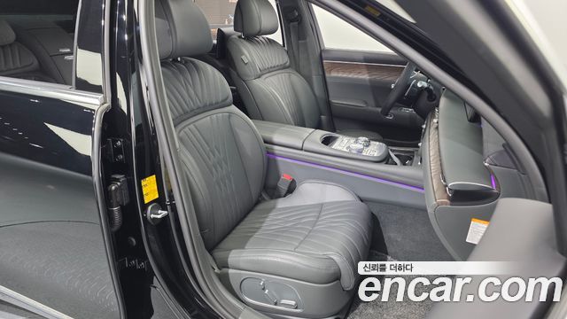 Genesis G90 2023 — photo 12