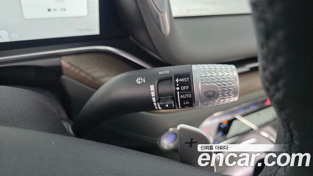 Genesis G90 2023 — photo 16