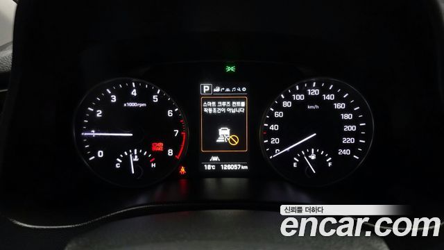 Hyundai AVANTE 2018 — photo 11
