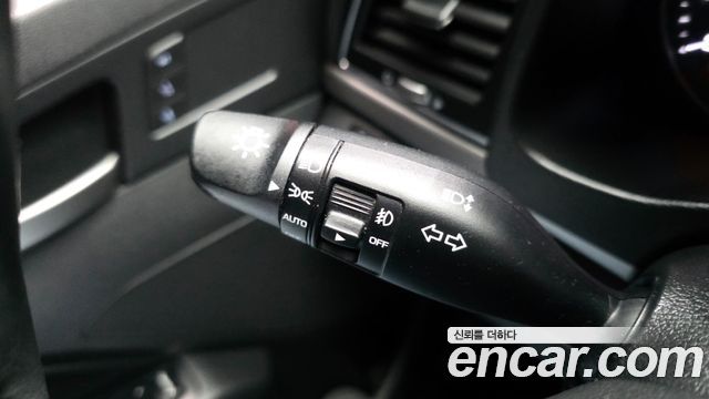 Hyundai AVANTE 2018 — photo 23