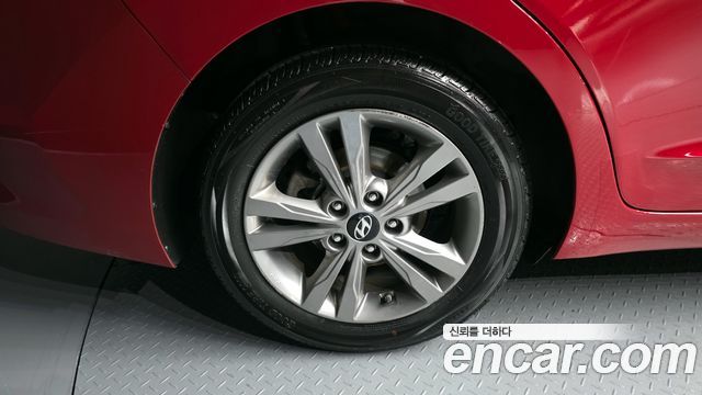 Hyundai AVANTE 2018 — photo 7