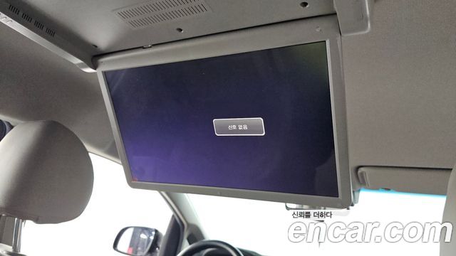 Kia Canival 2017 — photo 24