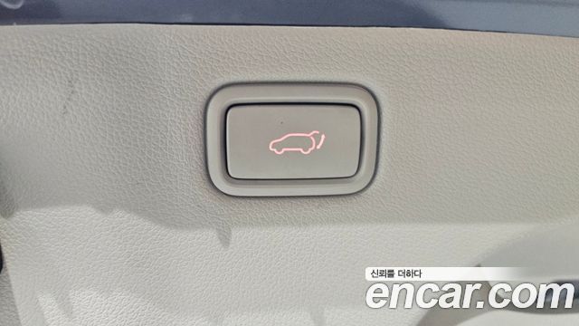Kia Canival 2017 — photo 30