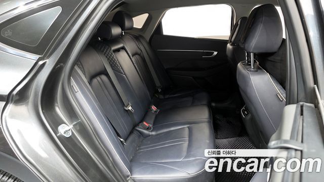 Hyundai Sonata 2021 — photo 11
