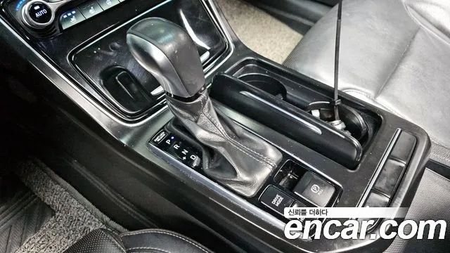 Hyundai Grandeur 2017 — photo 9