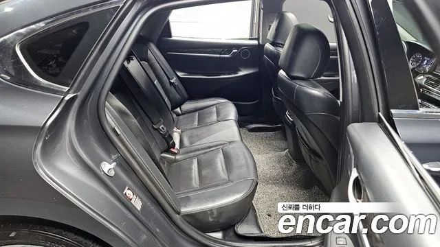Hyundai Grandeur 2017 — photo 11