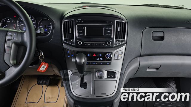 Hyundai Starex 2018 — photo 15