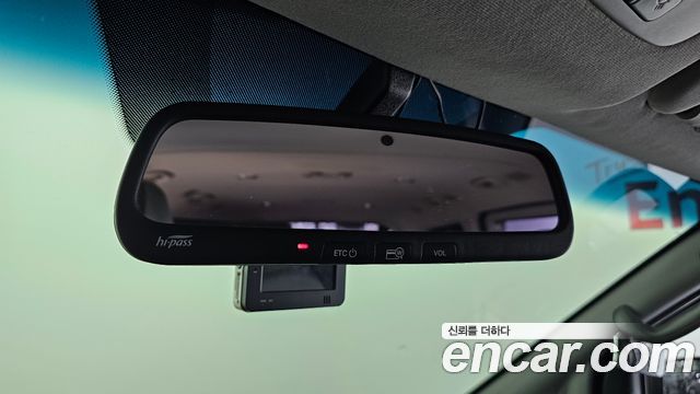 Hyundai Starex 2018 — photo 16