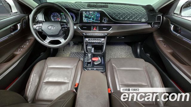 Hyundai Grandeur 2017 — photo 10