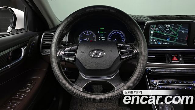 Hyundai Grandeur 2017 — photo 19