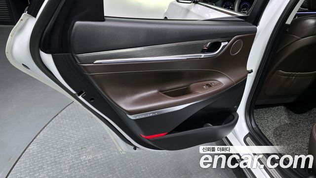 Hyundai Grandeur 2017 — photo 15