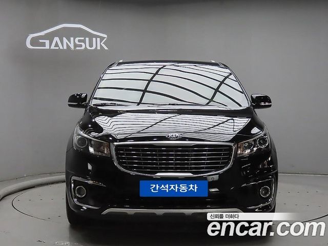 Kia Canival 2016 — photo 3