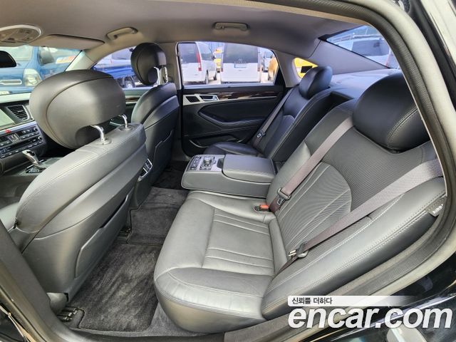 Hyundai Genesis 2014 — photo 12