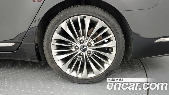 Kia K7 2019 — photo 7