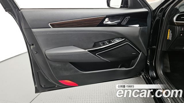 Kia K7 2019 — photo 14