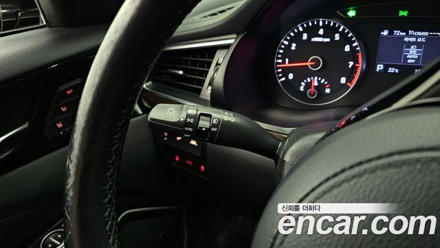 Kia K7 2019 — photo 27