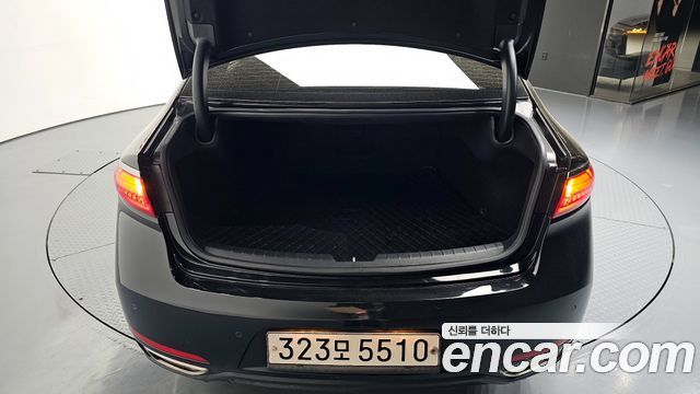 Kia K7 2019 — photo 29