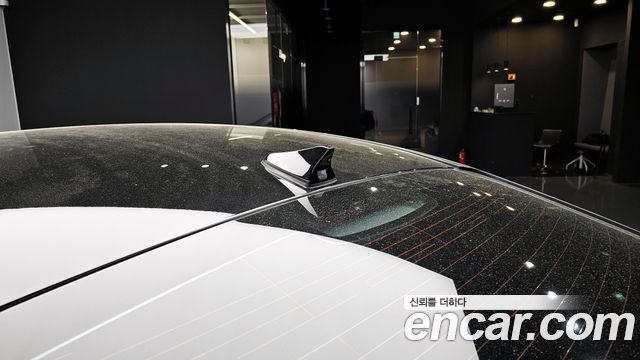 Kia K7 2019 — photo 30