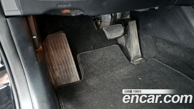Kia K7 2019 — photo 32