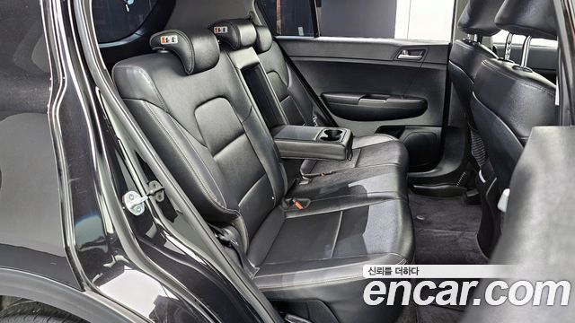 Kia Sportage 2016 — photo 11