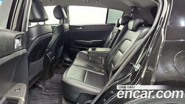 Kia Sportage 2016 — photo 12