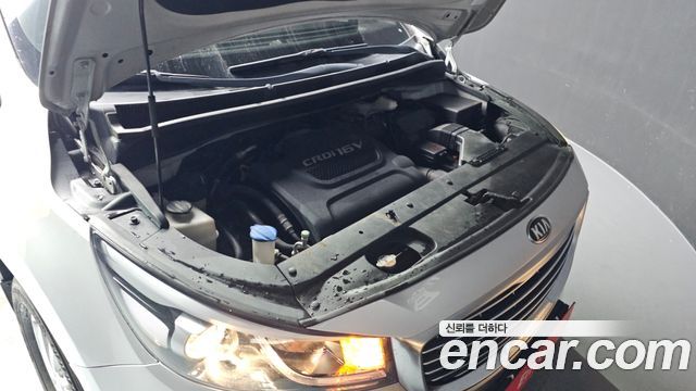 Kia Canival 2015 — photo 6