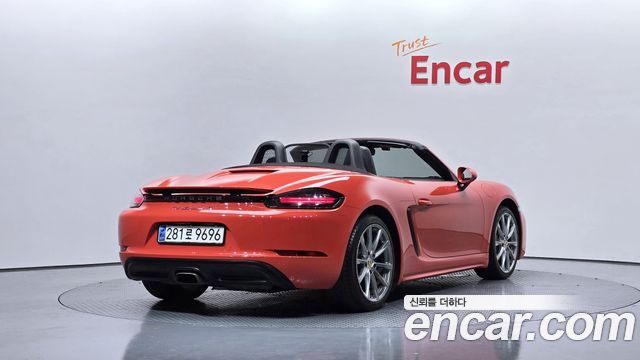 Porsche 718 2017 — photo 2