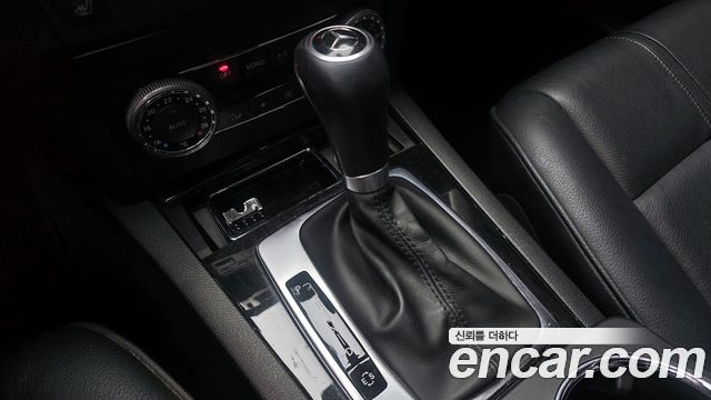 Mercedes-Benz GLK-Class 2012 — photo 9
