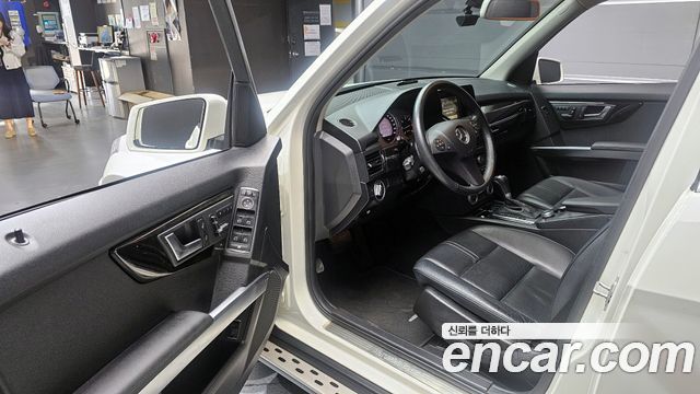 Mercedes-Benz GLK-Class 2012 — photo 10