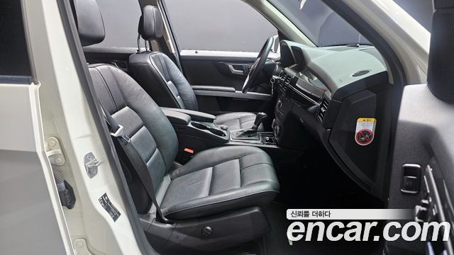 Mercedes-Benz GLK-Class 2012 — photo 11